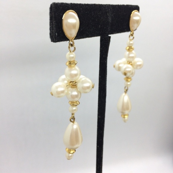 3/$30 VINTAGE 80S RUNWAY FAUX PEARL EARRINGS DROP DANGLE BAUBLE TEARDROP - Picture 13 of 14